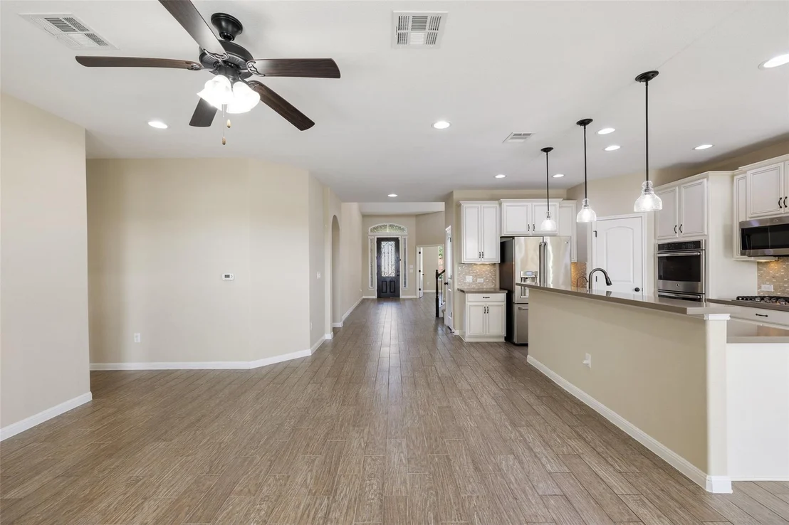 Photo of 11512 Reading WAY