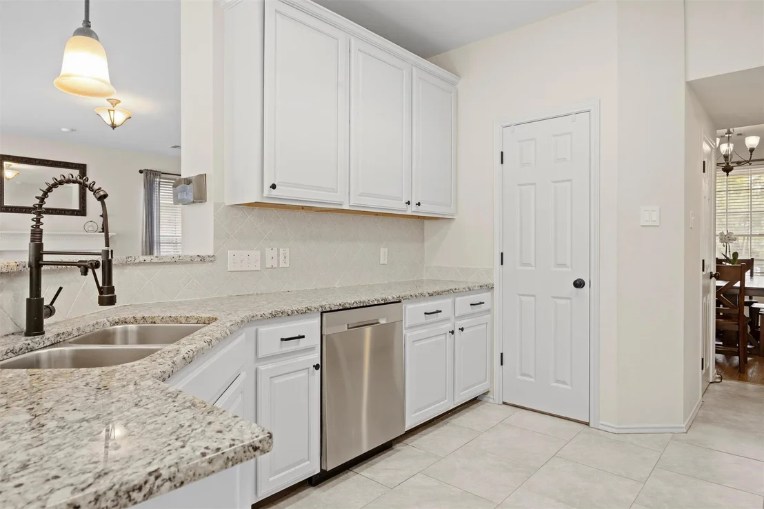 Photo of 10737 Quarry Oaks TRL