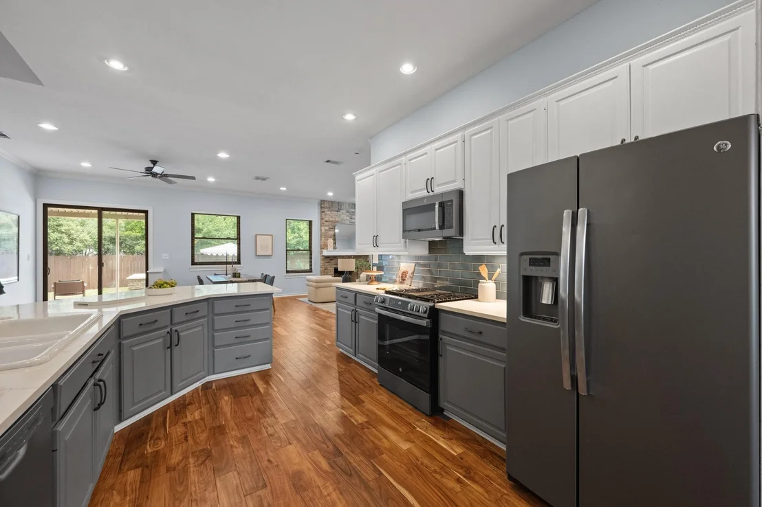 Photo of 10101 Jupiter Hills DR