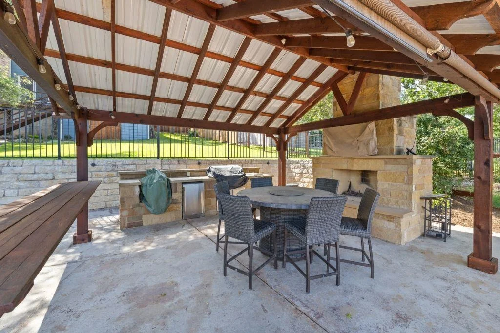 Photo of 10800 Beach RD