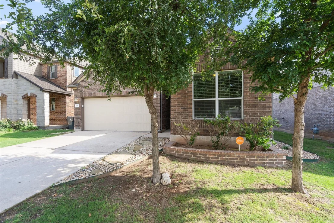Photo of 1032 Clove Hitch DR