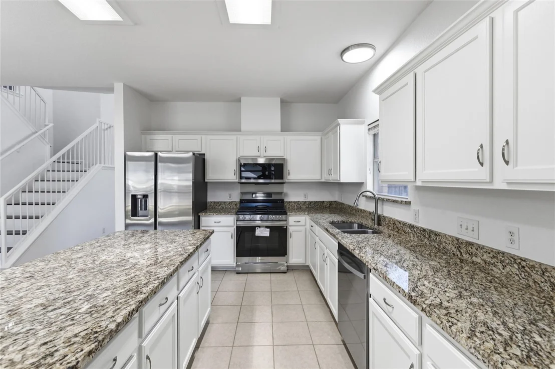 Photo of 4228 Columbine DR