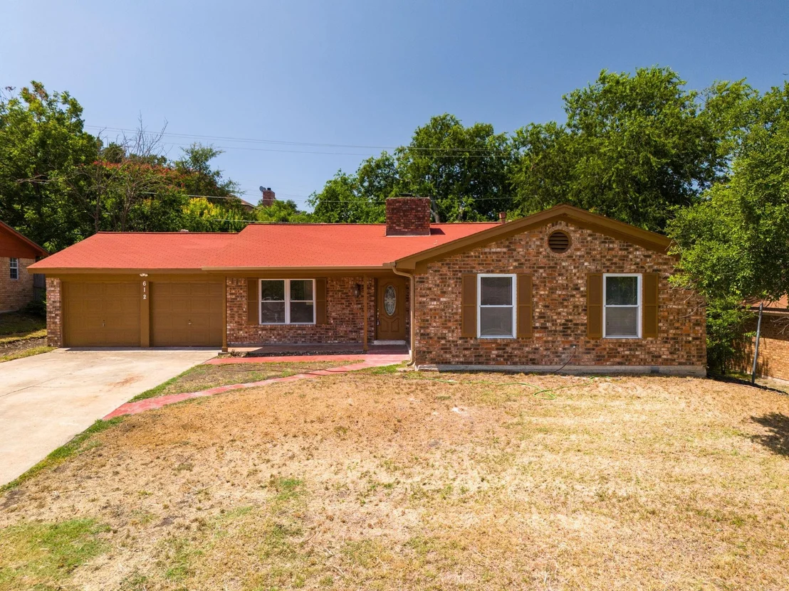 Photo of 612 Manning DR