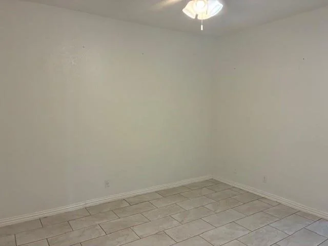 Photo of 16507 Edgemere DR