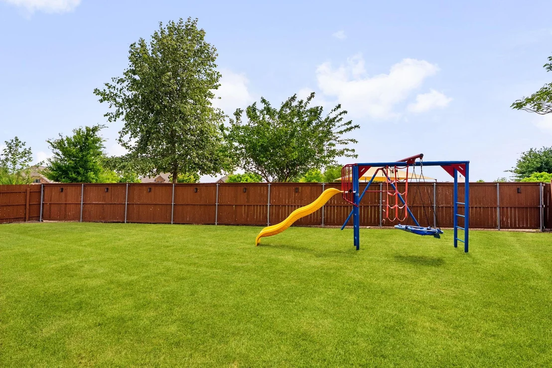 Photo of 18008 Monarch Butterfly WAY