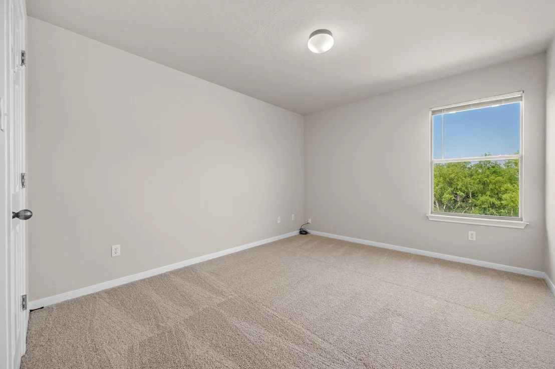 Photo of 215 Gainer DR
