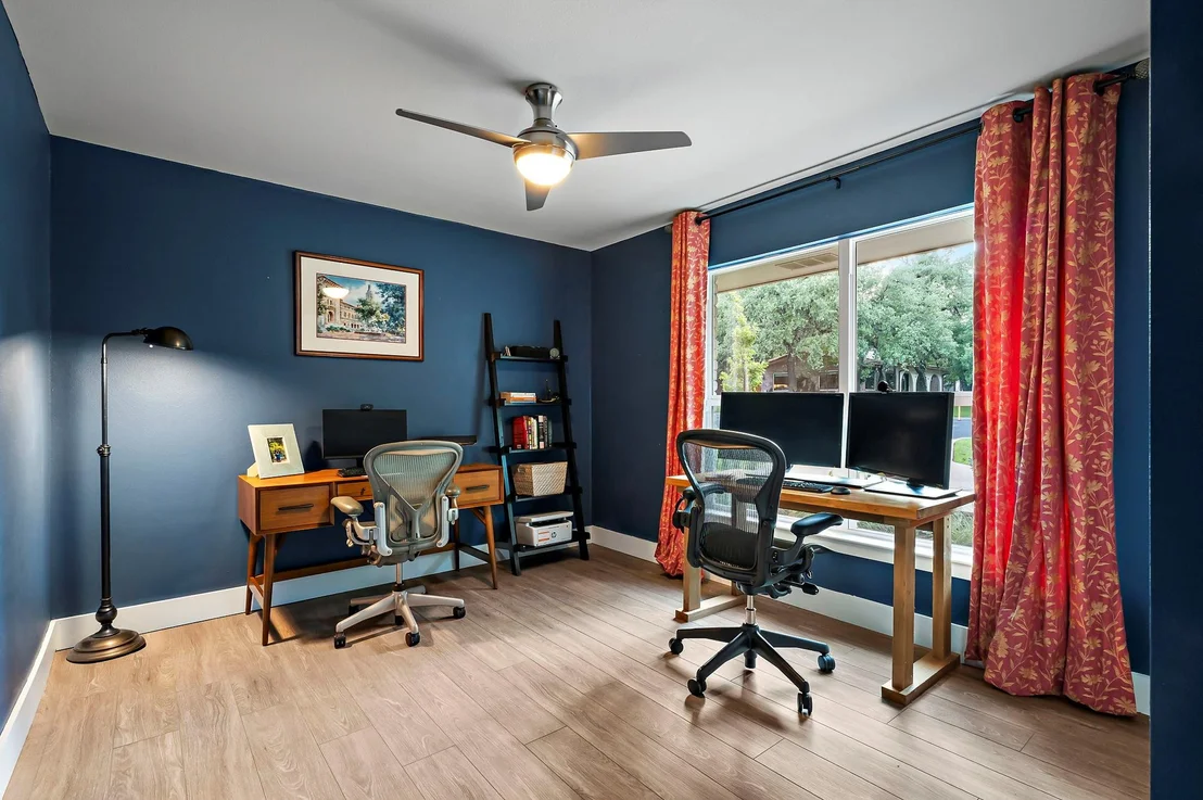 Photo of 1905 Barton Hills DR
