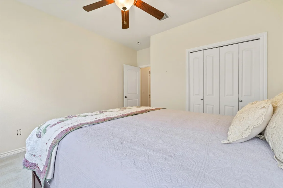 Photo of 917 Heritage Oaks BND