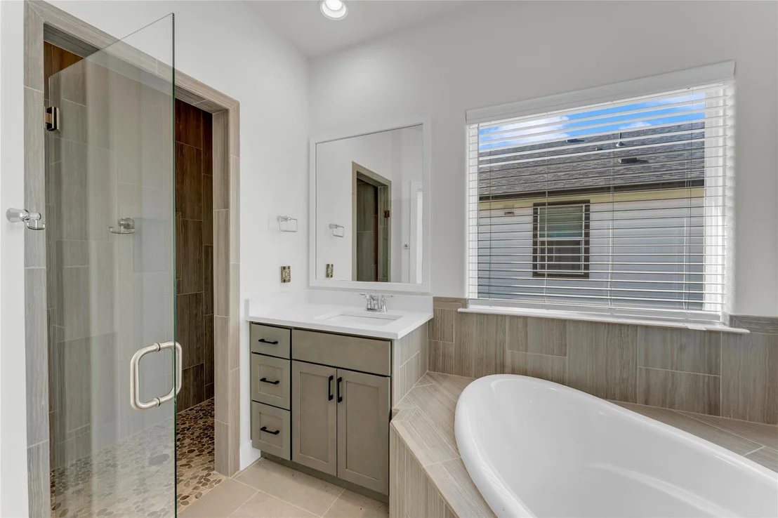 Photo of 449 Dove TRL
