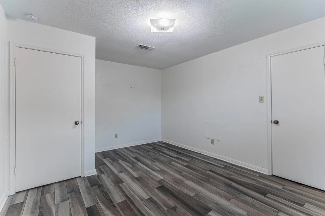 Photo of 3409 Hemlock BLVD