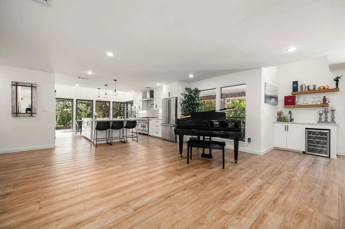 Photo of 5105 N Rim DR