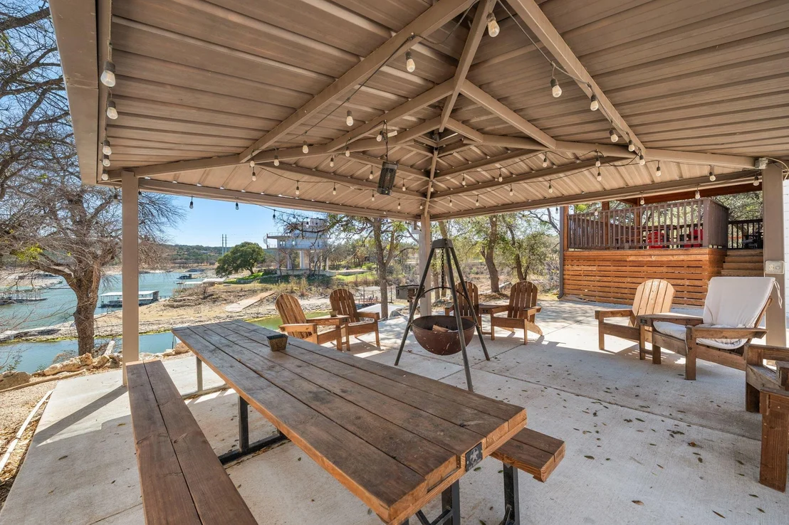 Photo of 2903 Oak Ridge DR