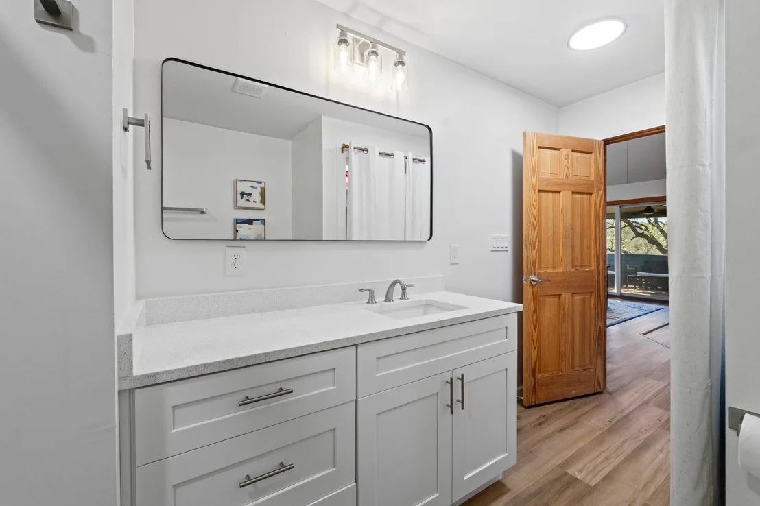 Photo of 205 Shadows DR