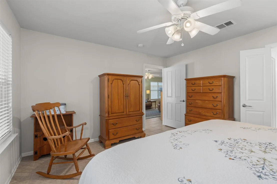 Photo of 533 Salt Creek LN