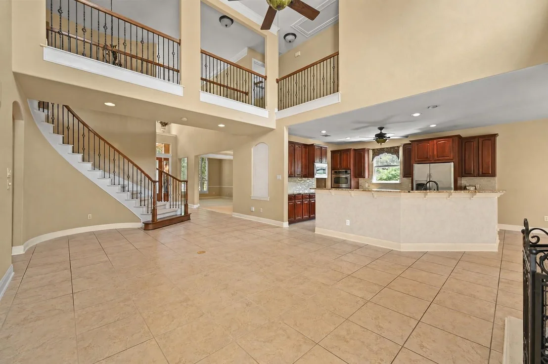 Photo of 111 WHITLEY DR