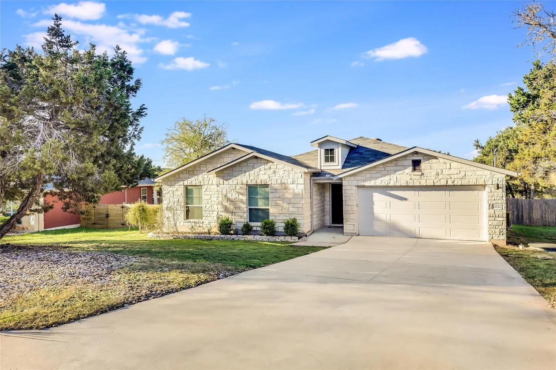 Photo of 21522 Horseshoe LOOP