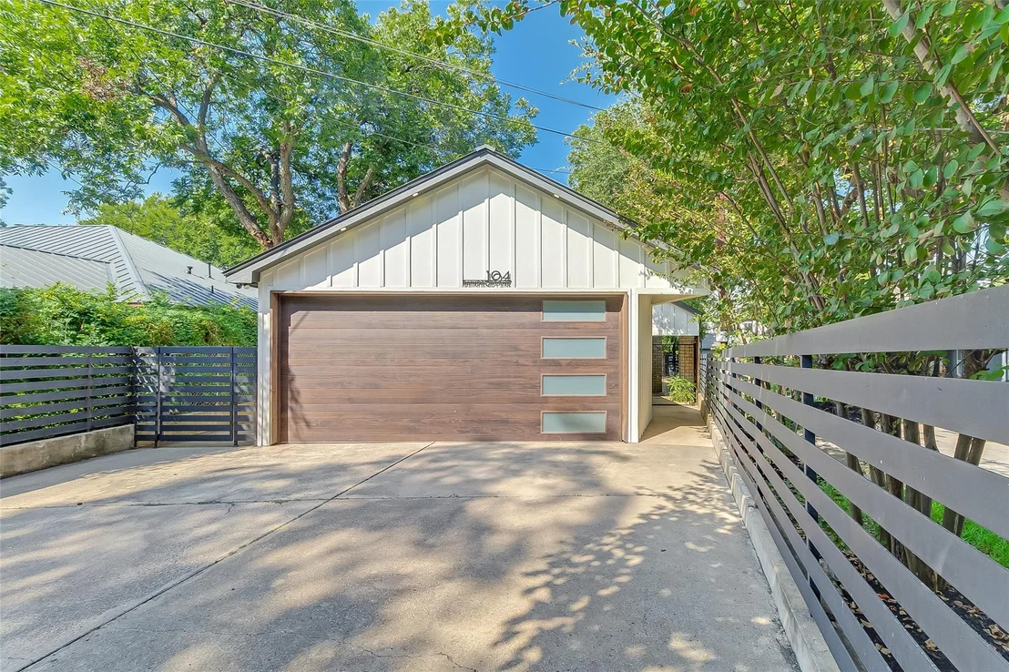 Photo of 104 Raindrop LN