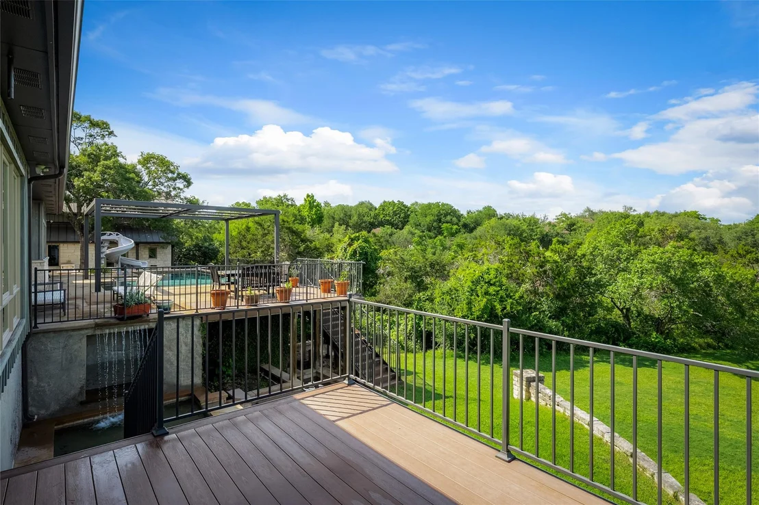Photo of 5 Clarendon LN