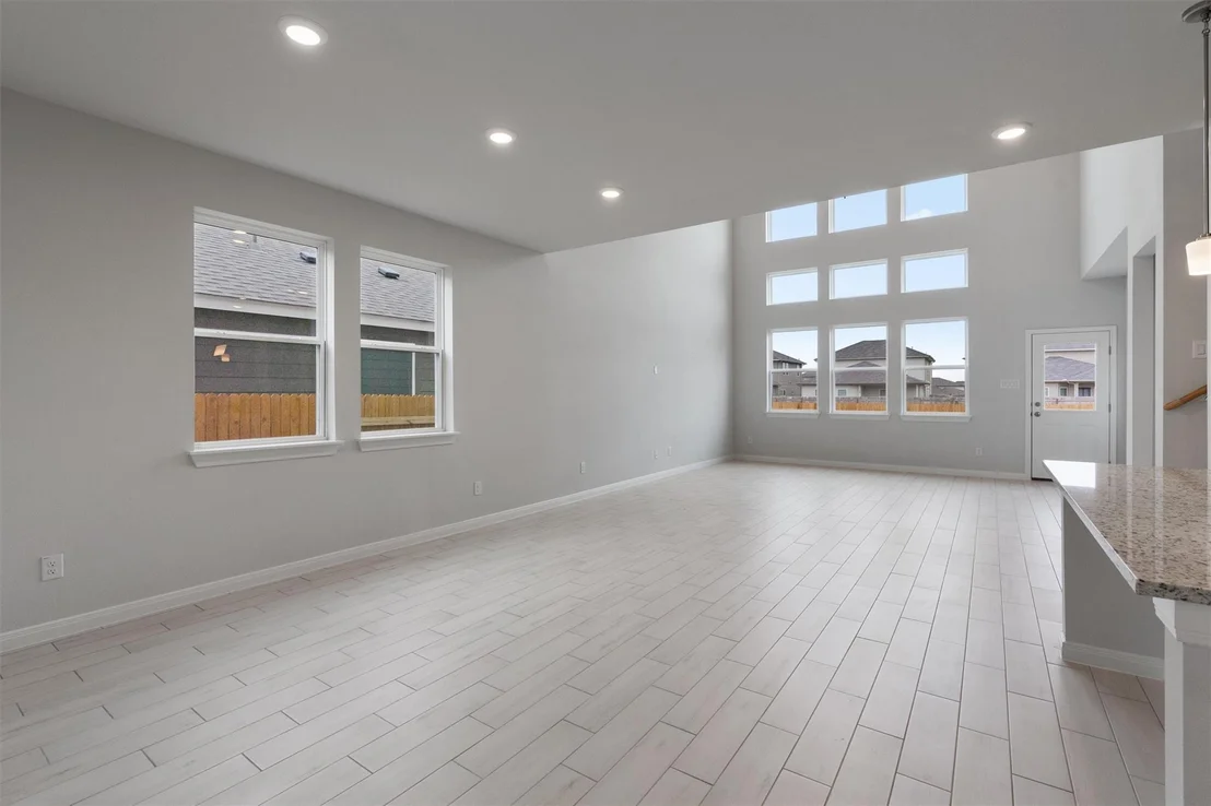 Photo of 313 Stellar Wind DR