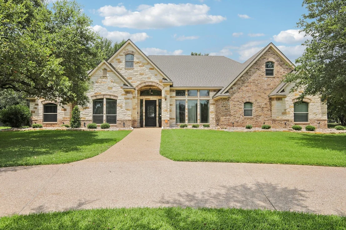 Photo of 3066 Rolling Meadow DR