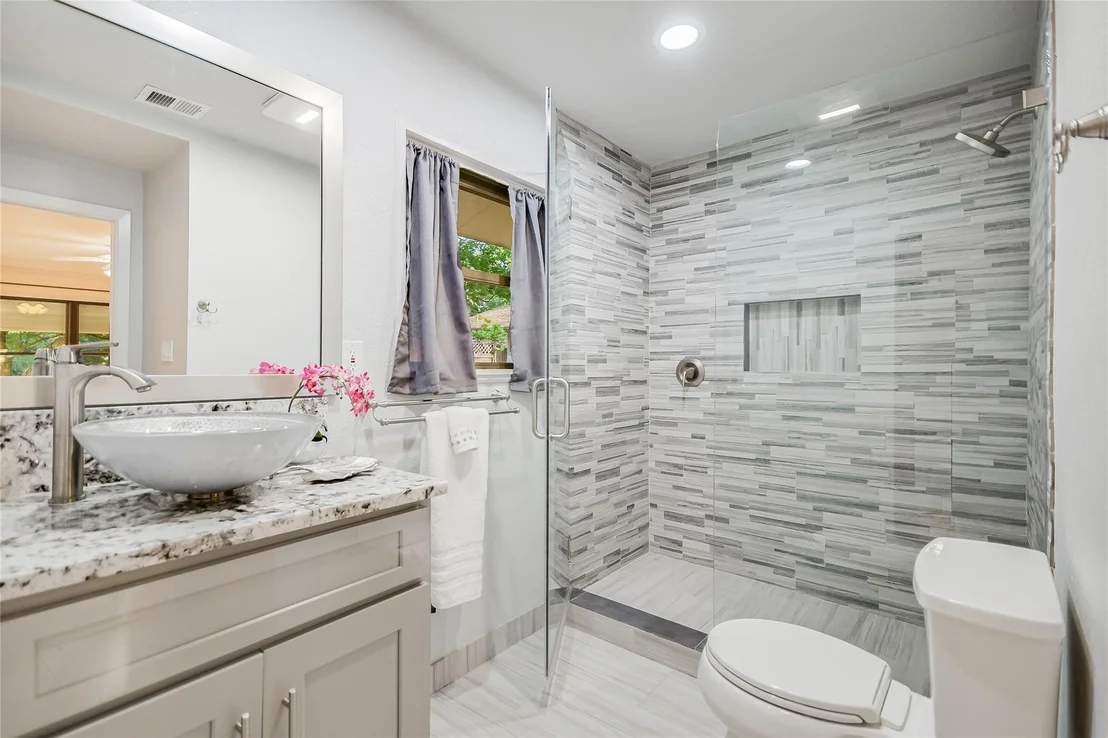 Photo of 5799 Rittenhouse Shore DR