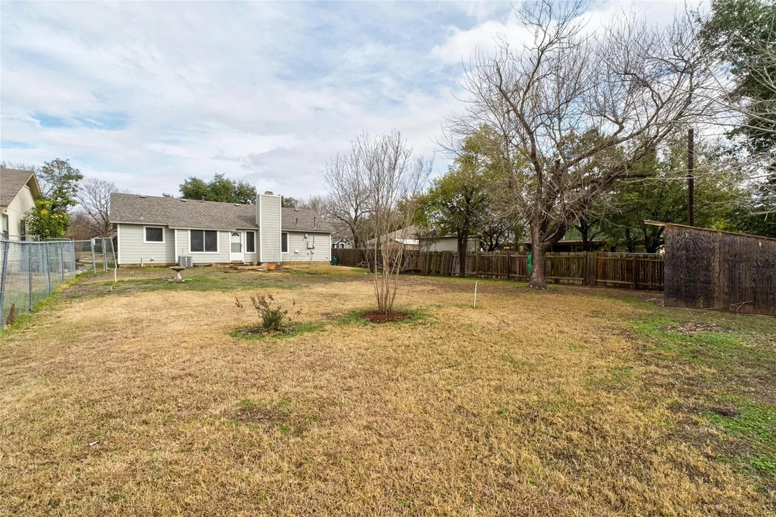 Photo of 2305 QUICKSILVER BLVD