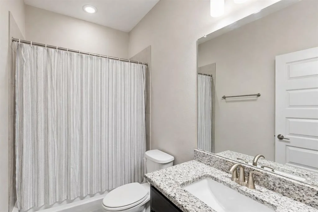Photo of 305 Painted Creek WAY