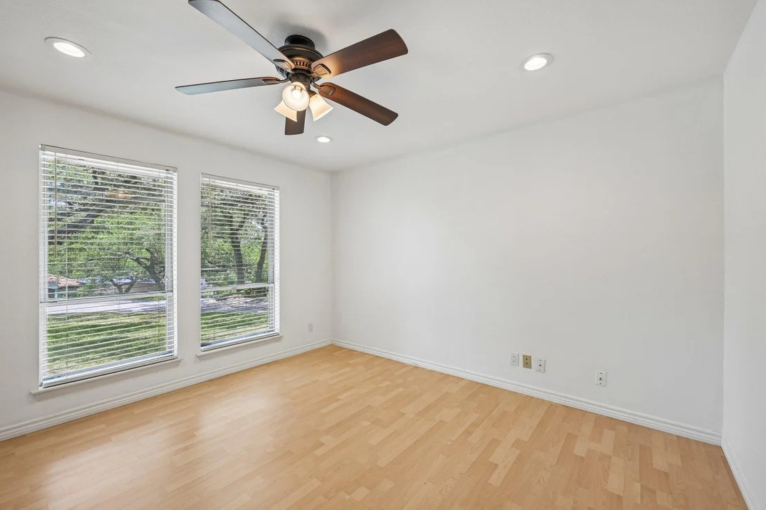 Photo of 13101 Travis View LOOP