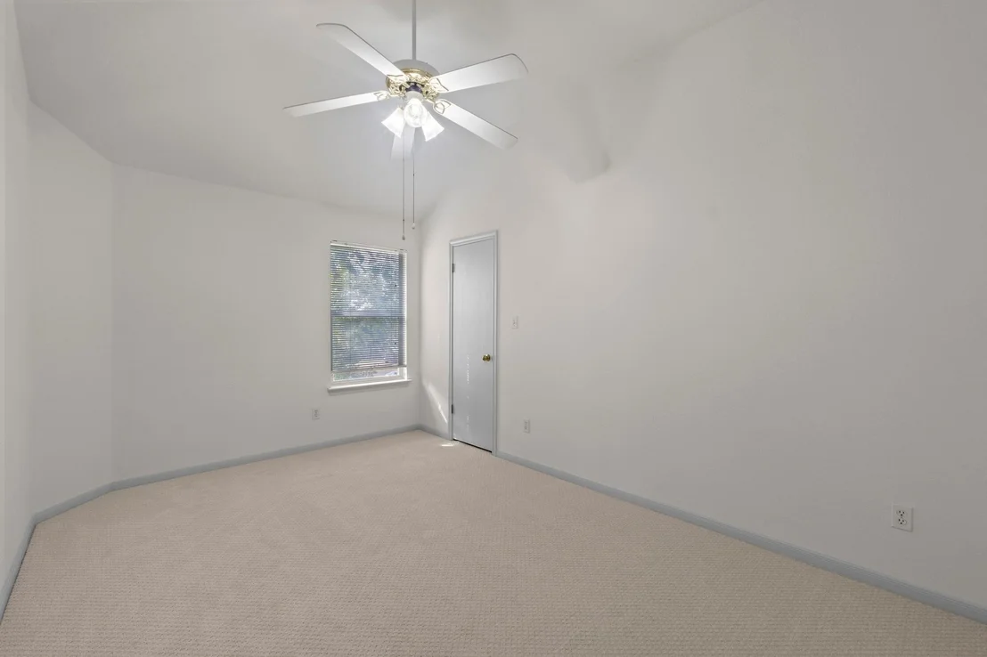 Photo of 202 E Custers Creek BND