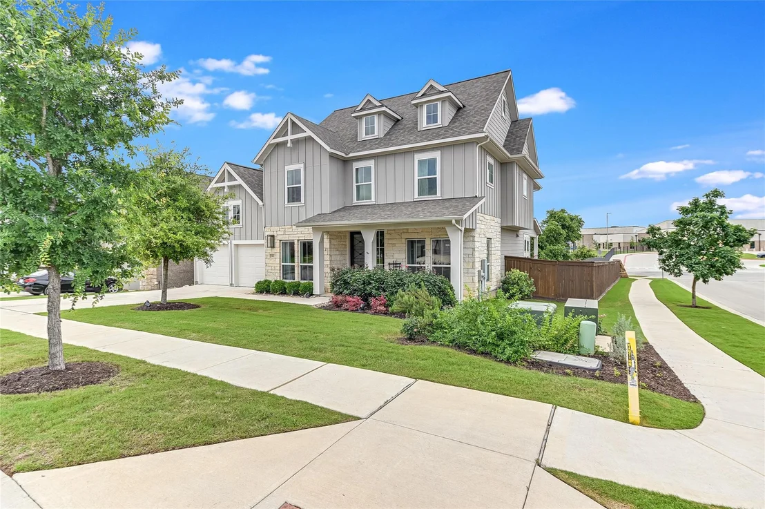 Photo of 912 Hornsby HOLW