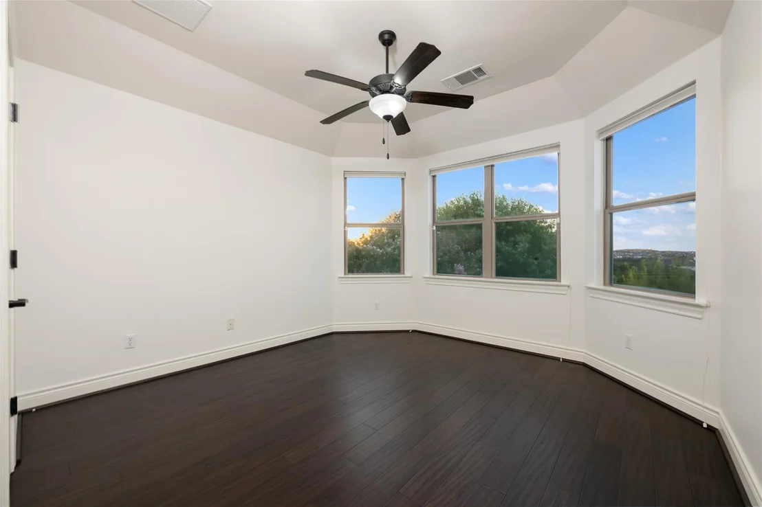 Photo of 606 Anfield CIR