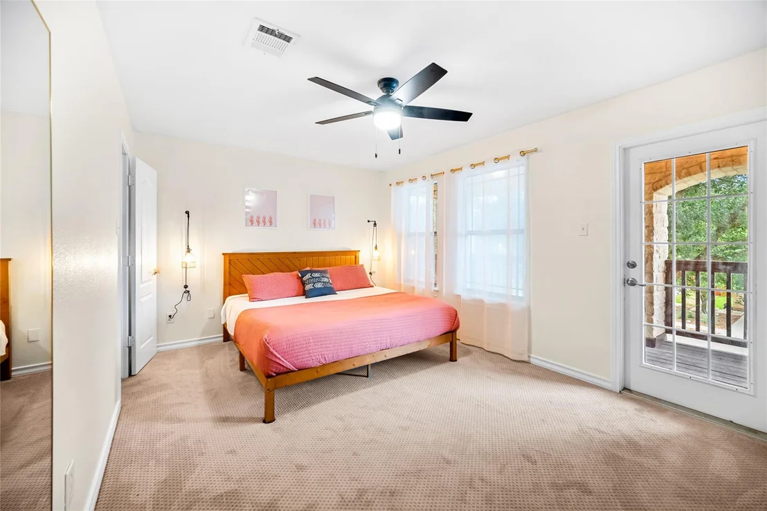 Photo of 321 Angel Oak ST