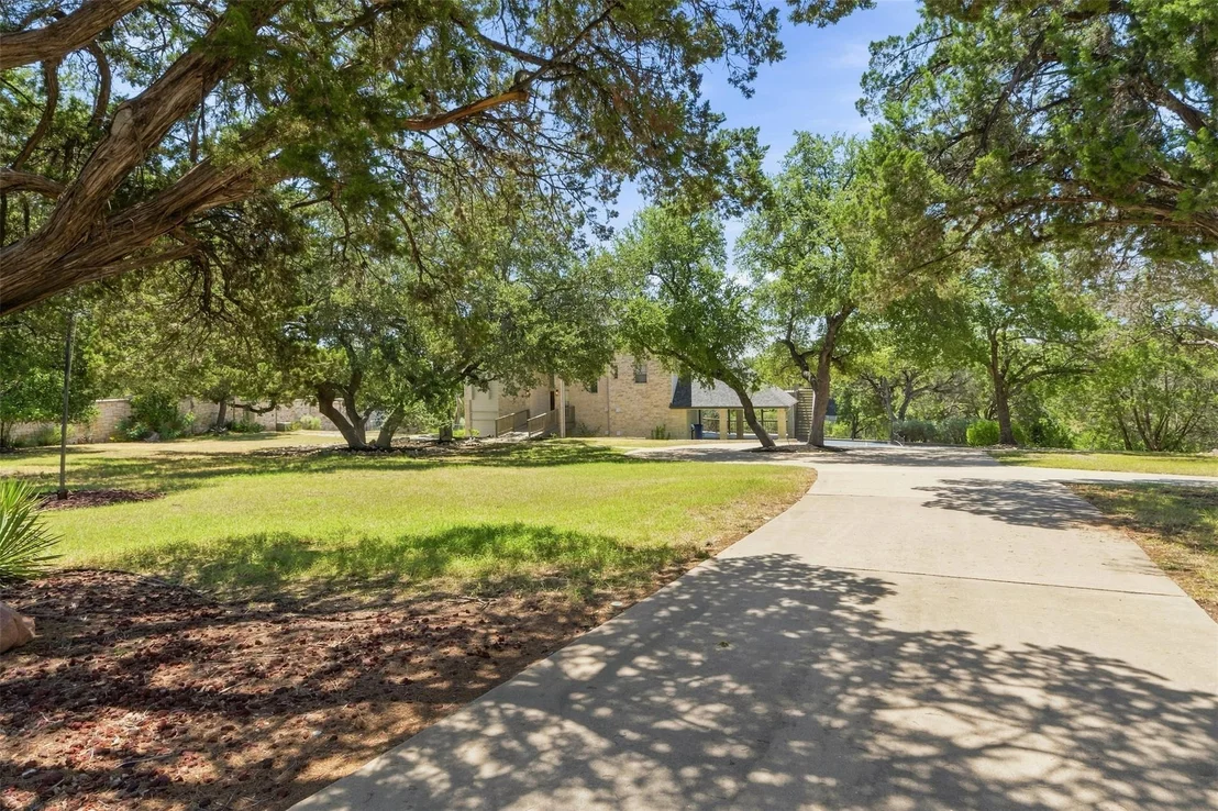 Photo of 18113 Travis DR