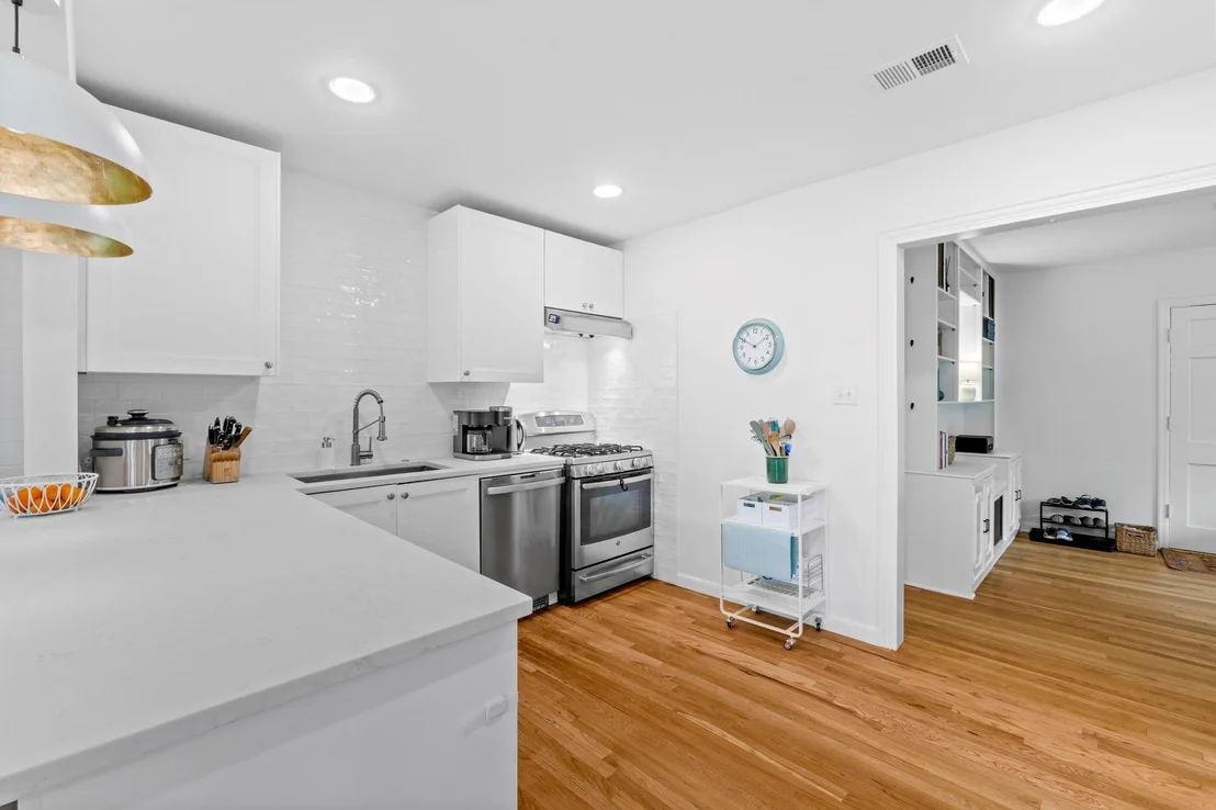 Photo of 1202 Madison Ave
