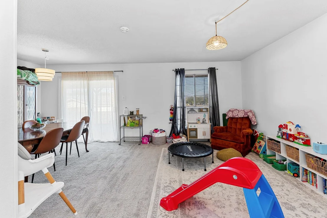 Photo of 905 Moss CIR