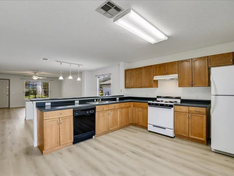 Photo of 13827 Spring Heath RD
