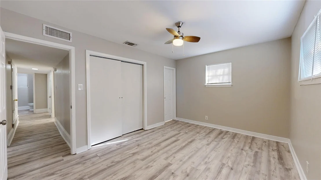 Photo of 1204 Cedar DR