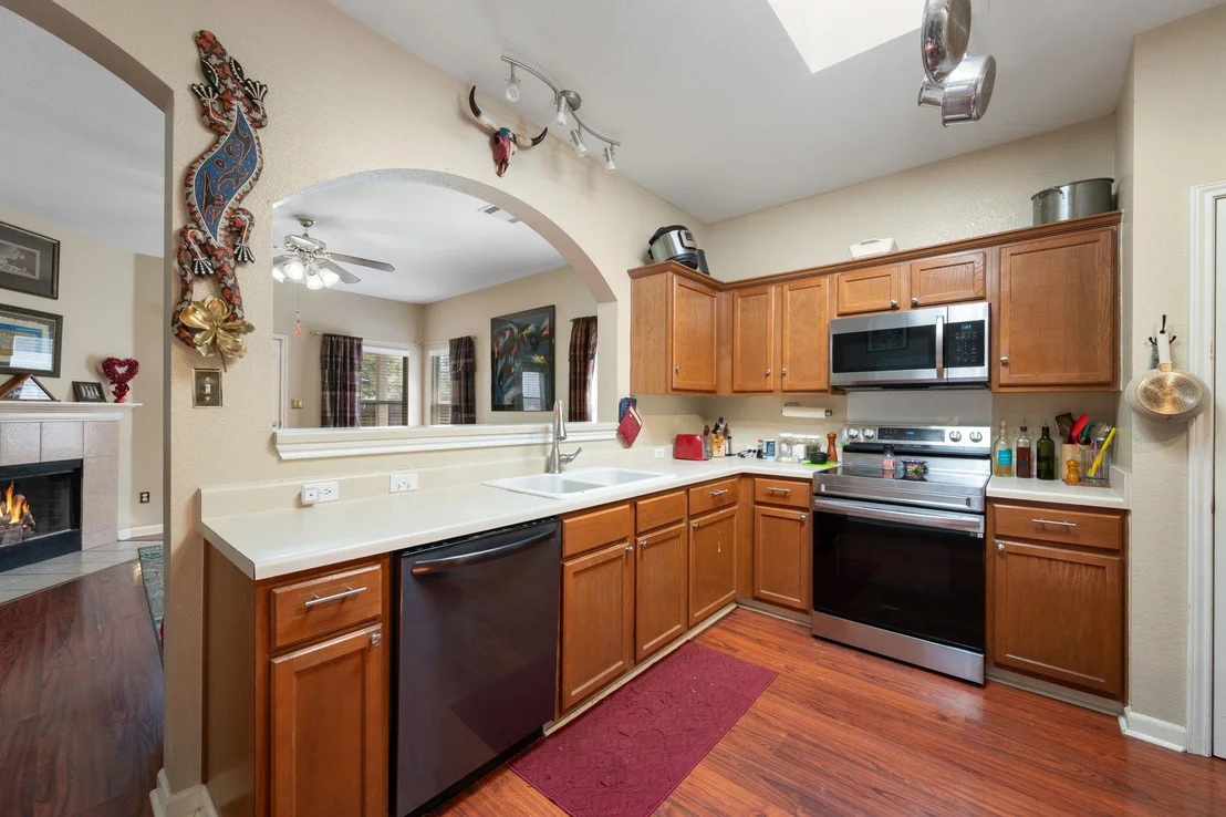 Photo of 18112 Skysail DR