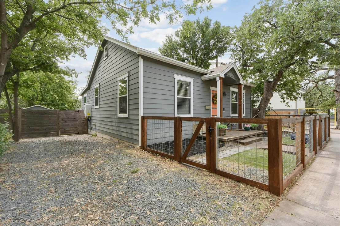 Photo of 3403 King ST