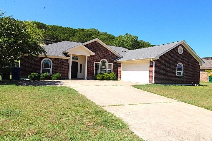 Photo of 2003 Walker Place BLVD