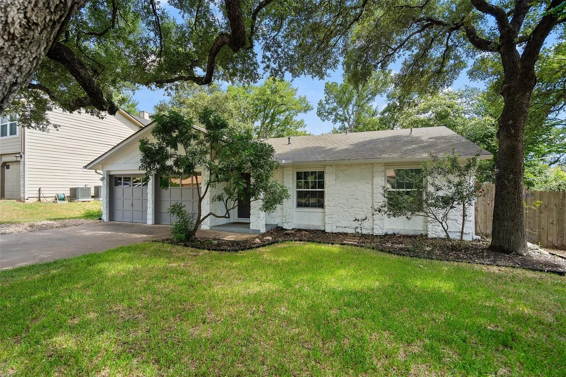 Photo of 8117 Pilgrims PL