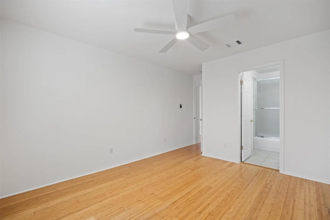 Photo of Unit 12 at 4400 Switch Willo