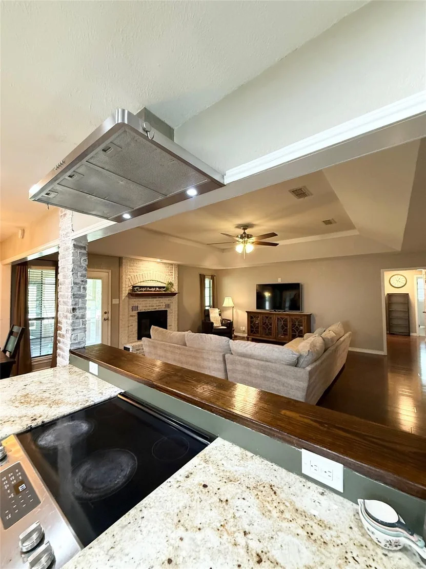 Photo of 405 Erie DR