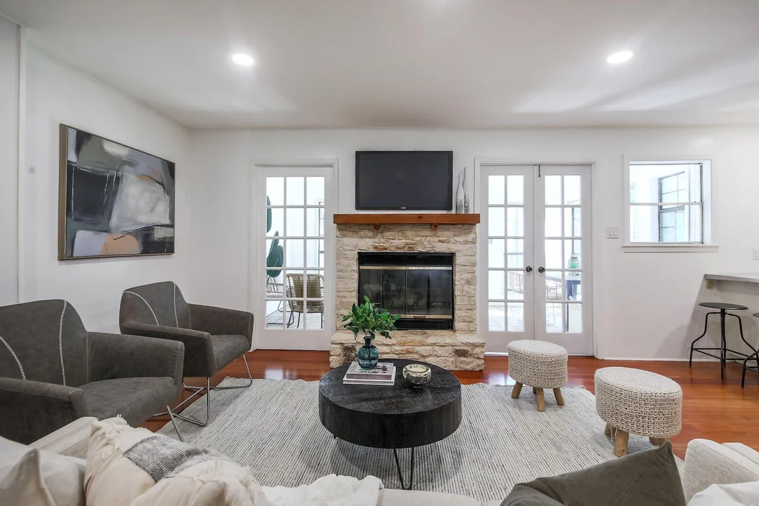 Photo of 1005 Salem LN