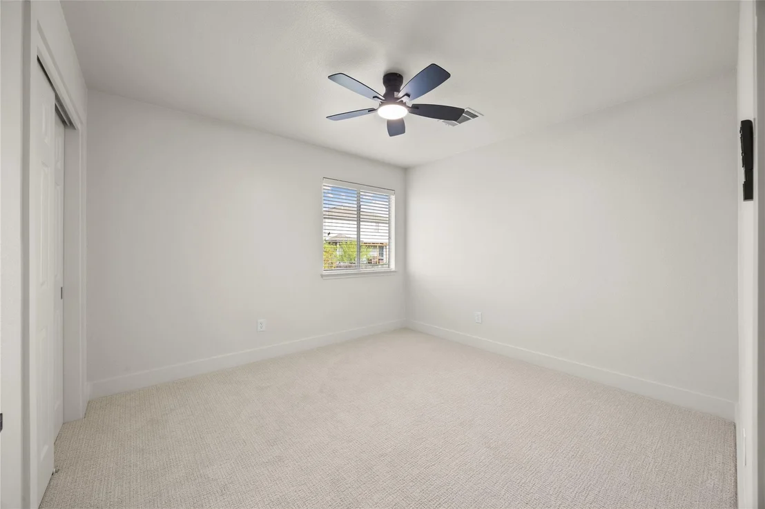 Photo of 117 Waterloo DR