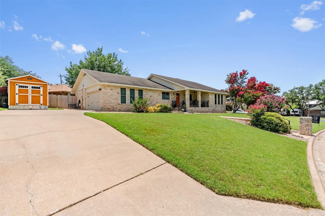 Photo of 112 Riverwood DR
