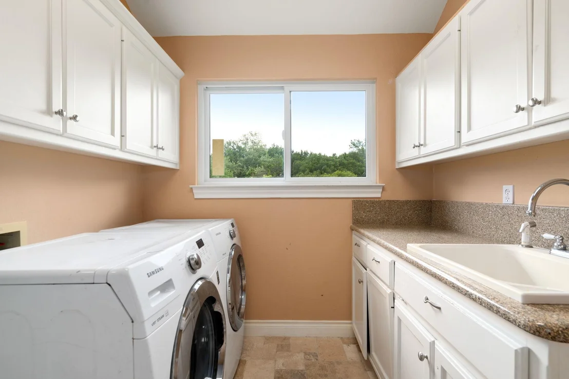 Photo of 2716 Bartons Bluff LN