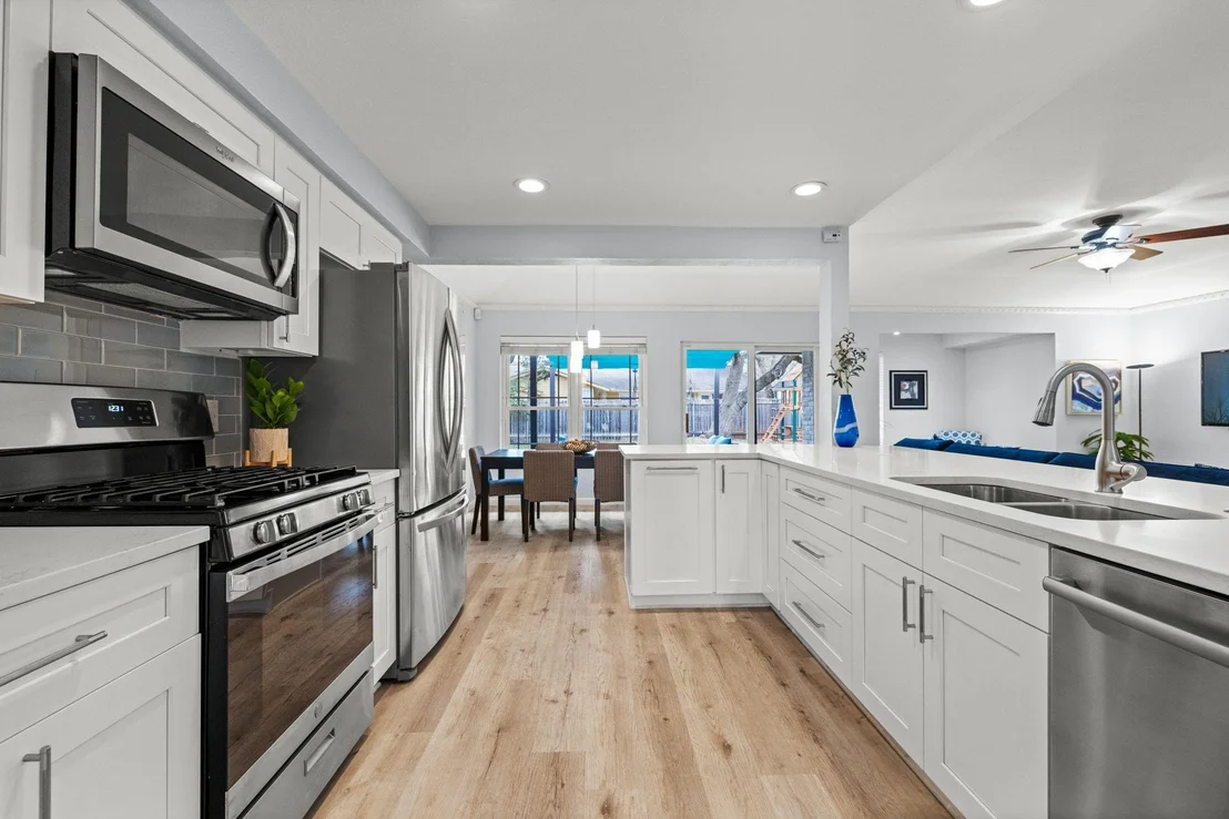 Photo of 11602 Three Oaks TRL