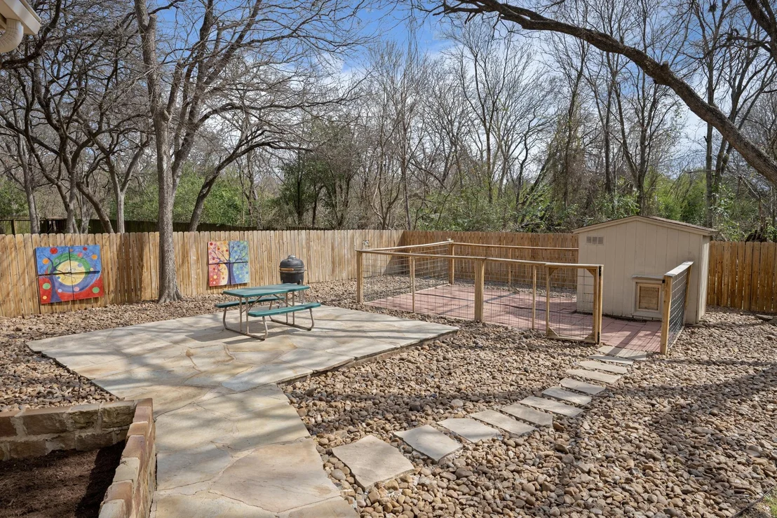 Photo of 531 Leanna Oak LOOP