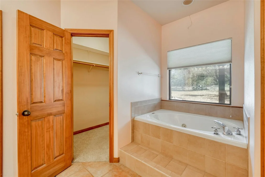 Photo of 30323 Live Oak TRL